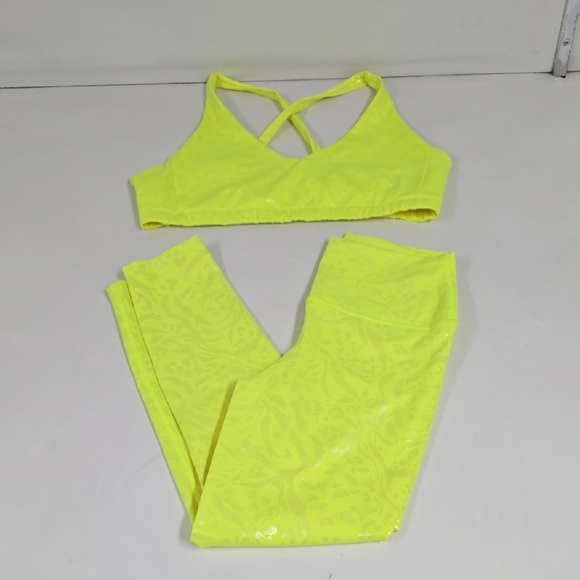 Carbon Pants - Carbon38 Neon Yellow Activewear Top